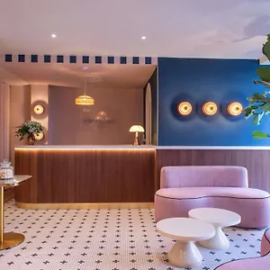 מלון Mercure Pigalle Sacre Coeur ****